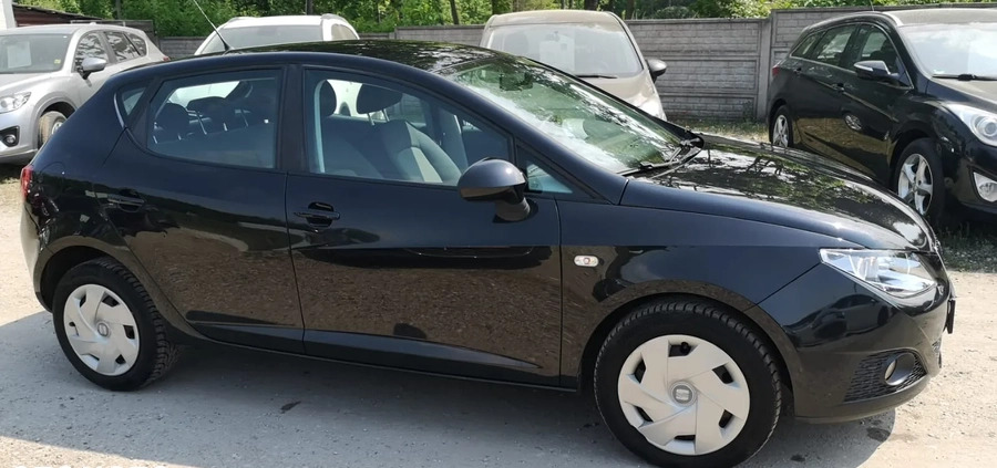 Seat Ibiza cena 16900 przebieg: 130794, rok produkcji 2010 z Grudziądz małe 254